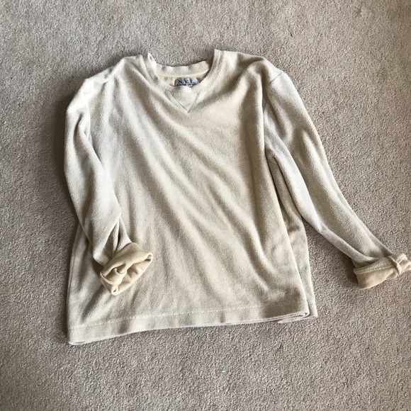 Sweaters - BOGOFREE! Cream Colored Vintage  Sweater